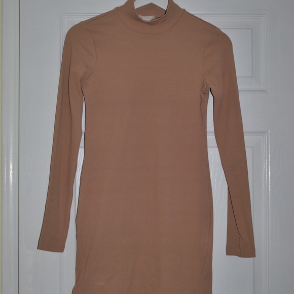 NWT H&M | Blush Ribbed Bodycon Mock Neck Dress - Picture 1 of 5